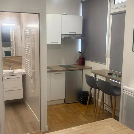 Modern Bright And Fully Renovated * Παρίσι
