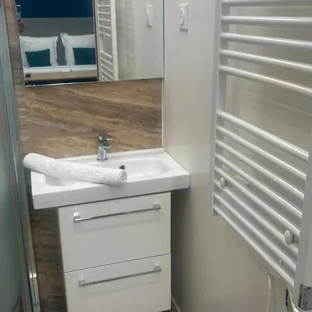 Modern Bright And Fully Renovated Διαμέρισμα
